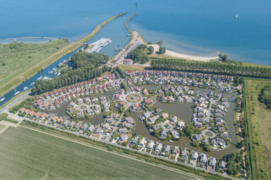 Polderlaan 27, Middelharnis