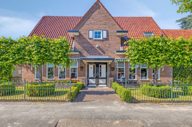 Burgemeester C. Zaaijerlaan 6, Dirksland