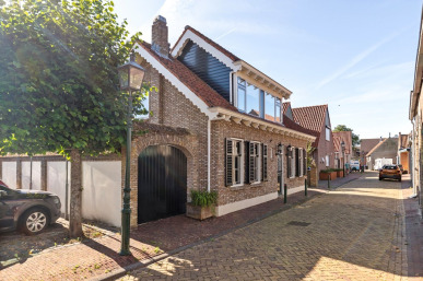 Oostelijke Achterweg 6, Sommelsdijk