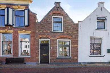Spuistraat 16, Middelharnis