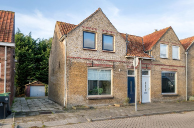 Oost Voorgors 26, Middelharnis