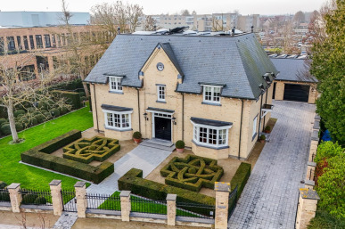 Langeweg 105, Sommelsdijk