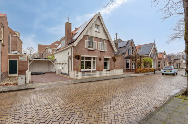 Hobbemastraat 26, Middelharnis