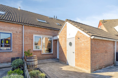 Jupiterhof 22, Oude-Tonge