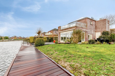 Suisendijk 1420, Oude-Tonge