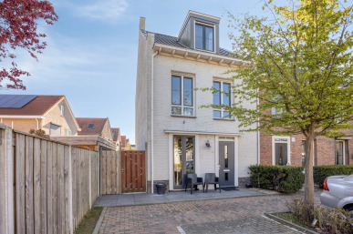 Godfried Bomanspad 10, Middelharnis