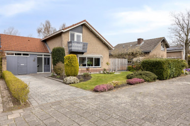 Frans Halslaan 12, Middelharnis