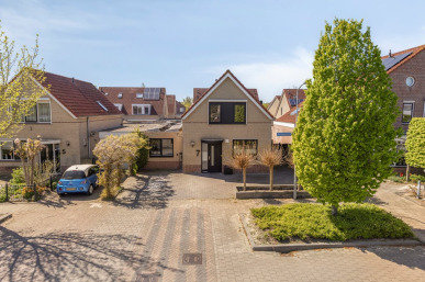 Mendelssohnstraat 7, Dirksland