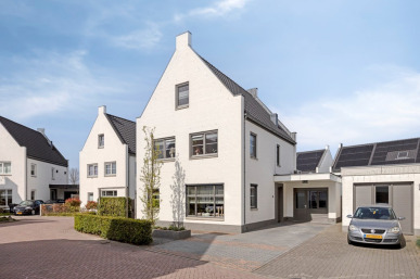 Eikenlaan 3, Ooltgensplaat
