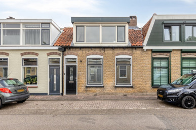 Eendrachtstraat 14, Middelharnis
