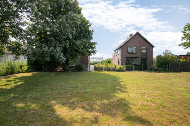 Lieve Vrouwepoldersedijk 8A, Stad aan 't Haringvliet