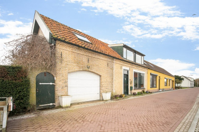Bommelsedijk 8, Den Bommel